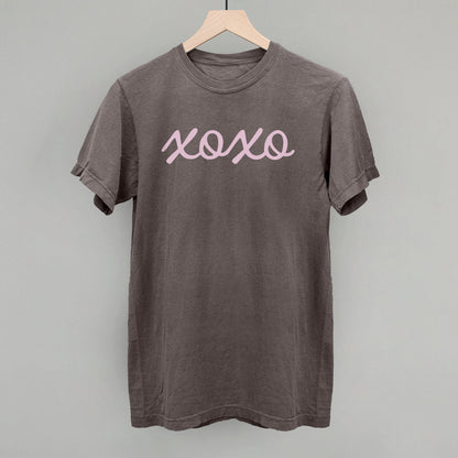 XOXO Cursive Script Ivy + Cloth