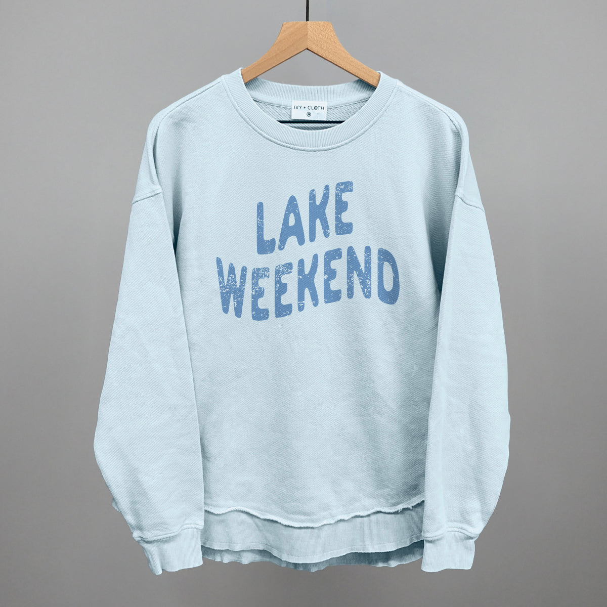 Lake Weekend Distressed Ivy + Cloth