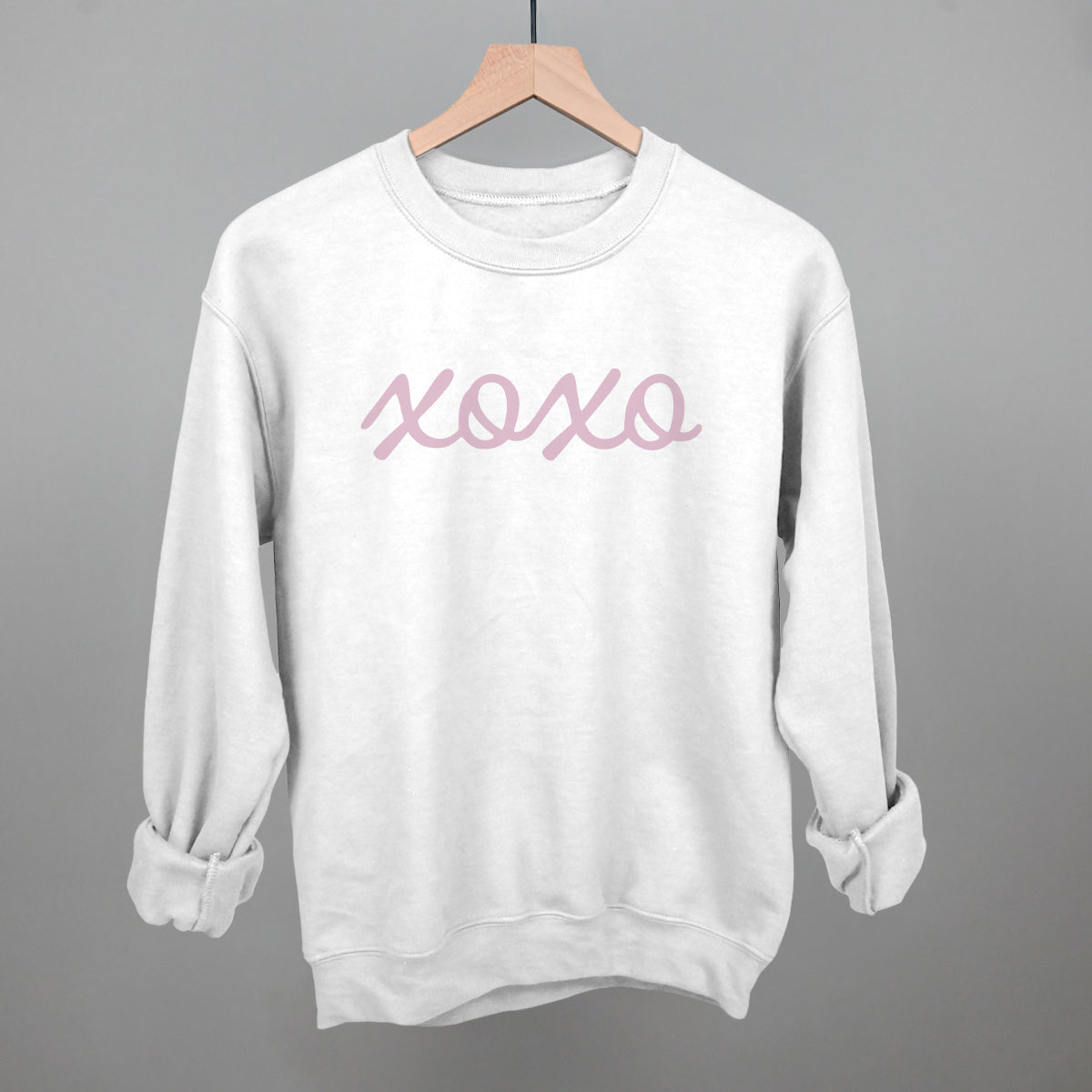 XOXO Cursive Script Ivy + Cloth