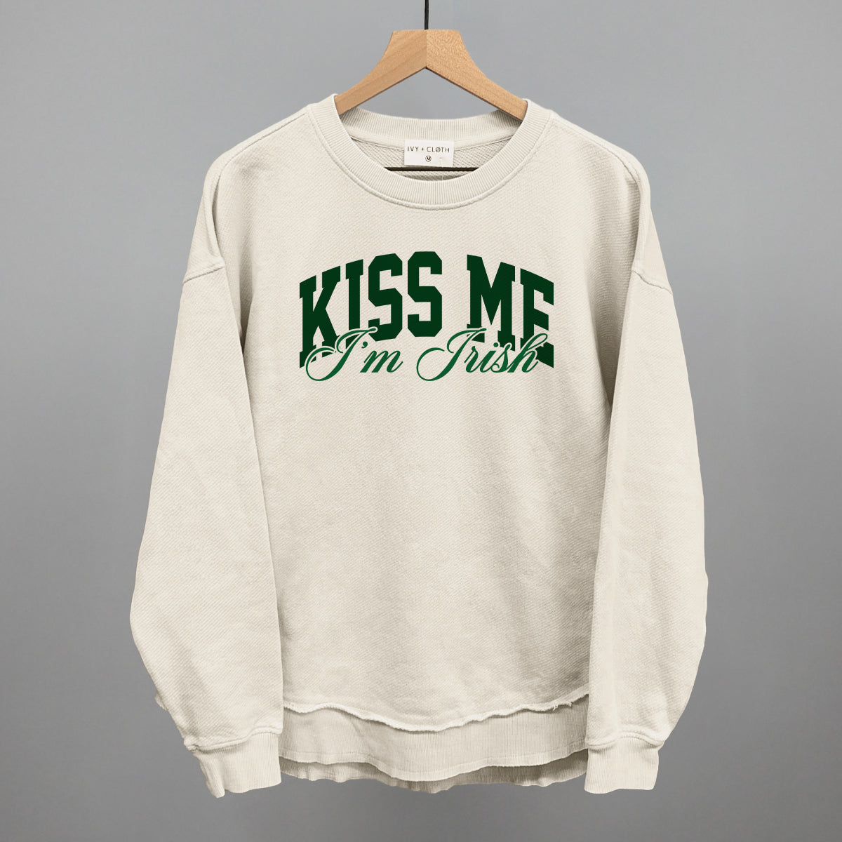Kiss Me I'm Irish (Arch + Script) Ivy + Cloth