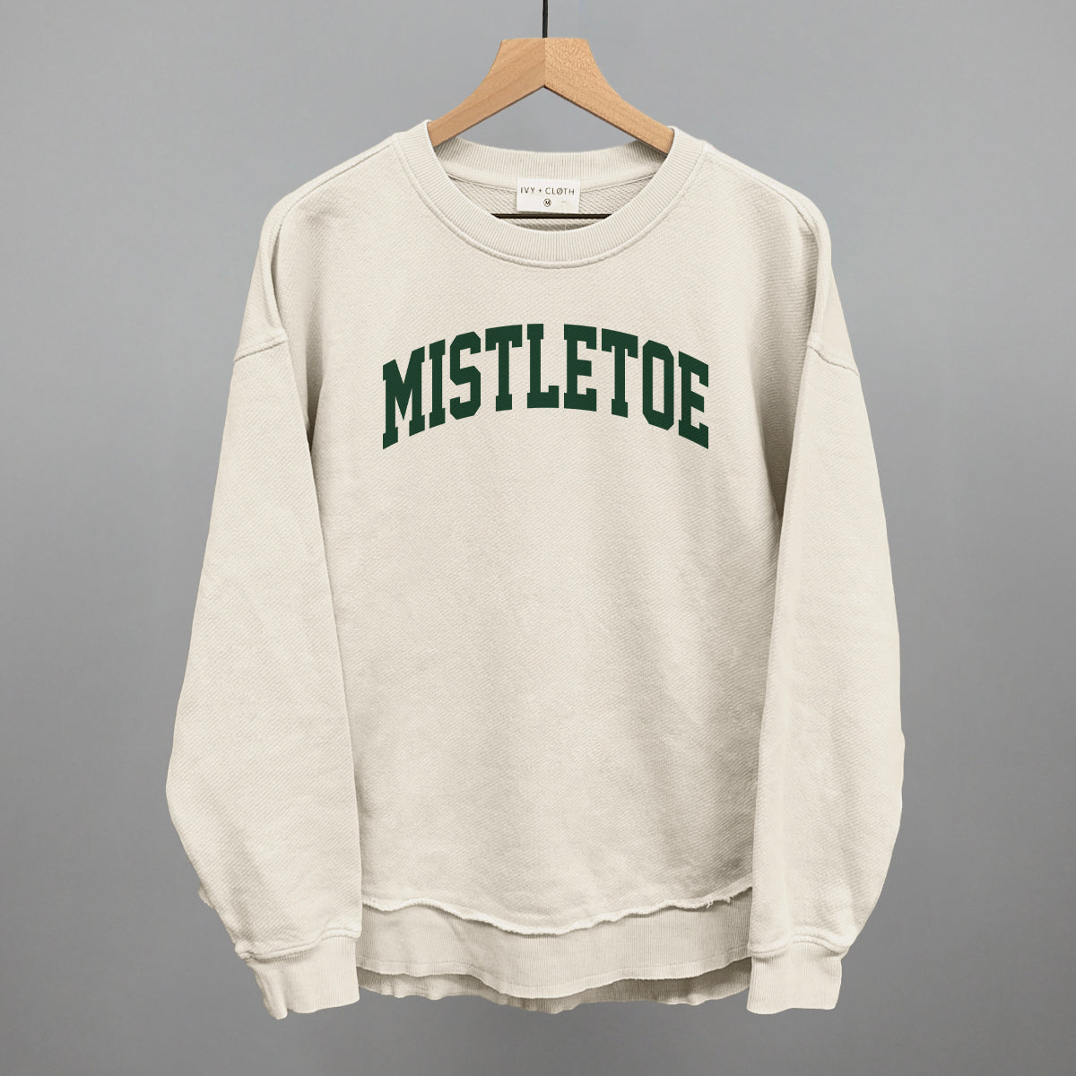 Mistletoe Arch Ivy + Cloth