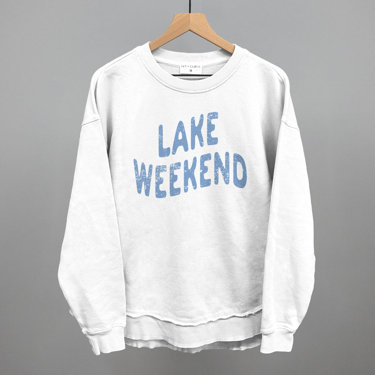 Lake Weekend Distressed Ivy + Cloth