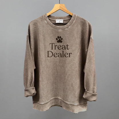 Treat Dealer Ivy + Cloth