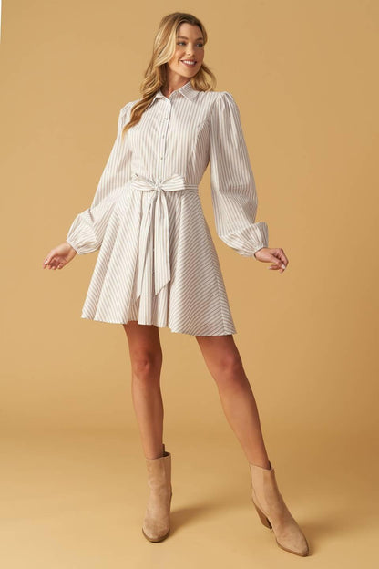 BEAUTY & STYLE WOVEN MINI DRESS Flying Tomato