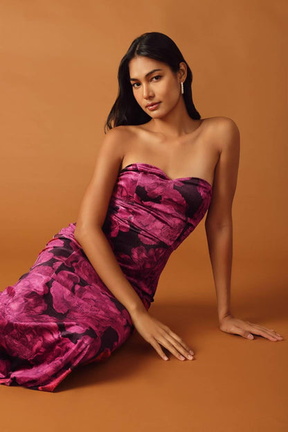 FALLING INTO PLACE VELVET MAXI DRESS Flying Tomato