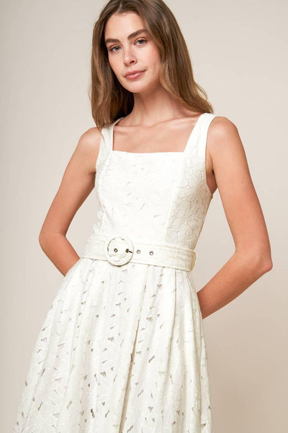 DAFFODILS & DAYDREAMS WOVEN LACE MIDI DRESS Flying Tomato