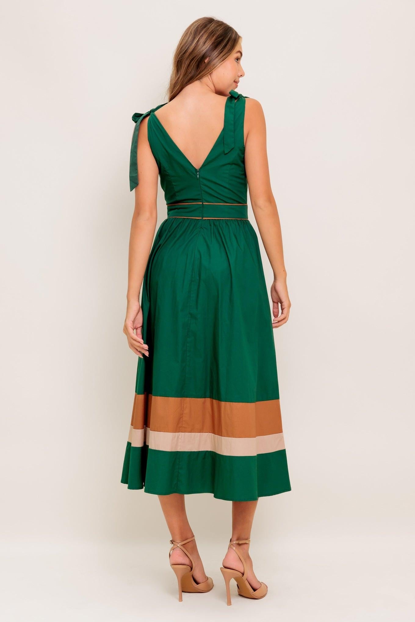 FOREST CHARM WOVEN COLOR BLOCKED MIDI DRESS Flying Tomato