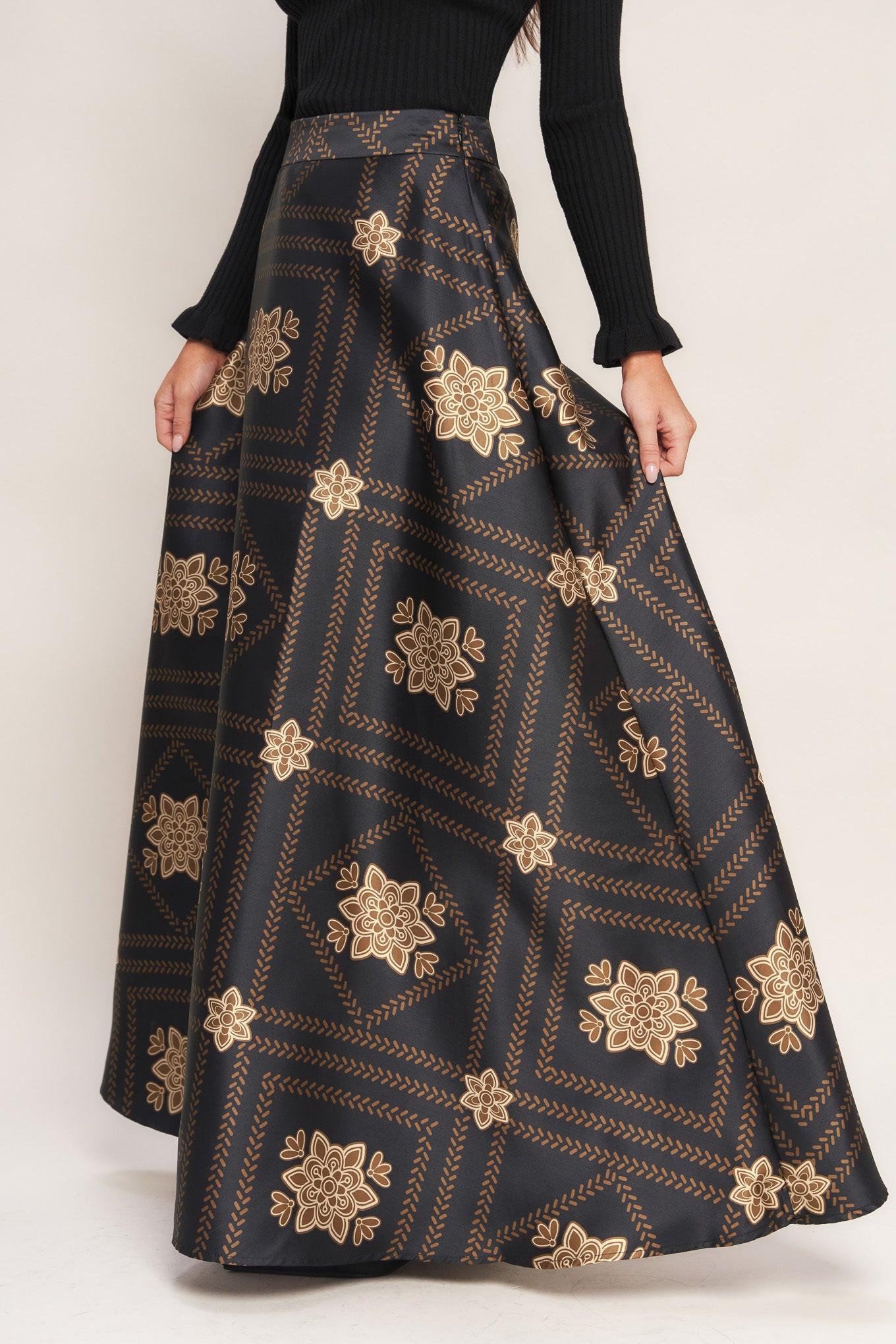 ORNAMENTAL NIGHTS WOVEN MAXI CIRCLE SKIRT Flying Tomato