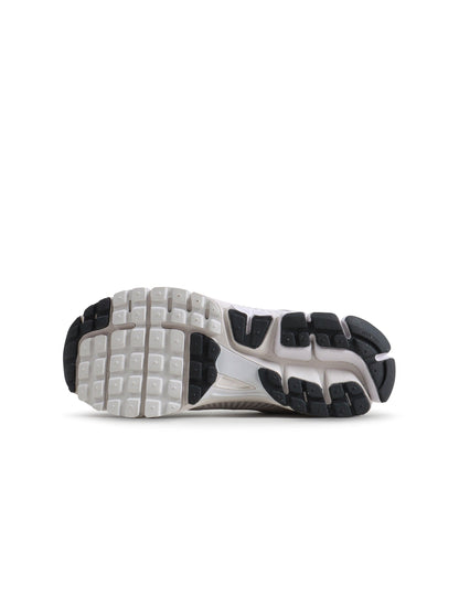 Nike Womens Zoom Vomero 5 - Triple White Denim Exchange