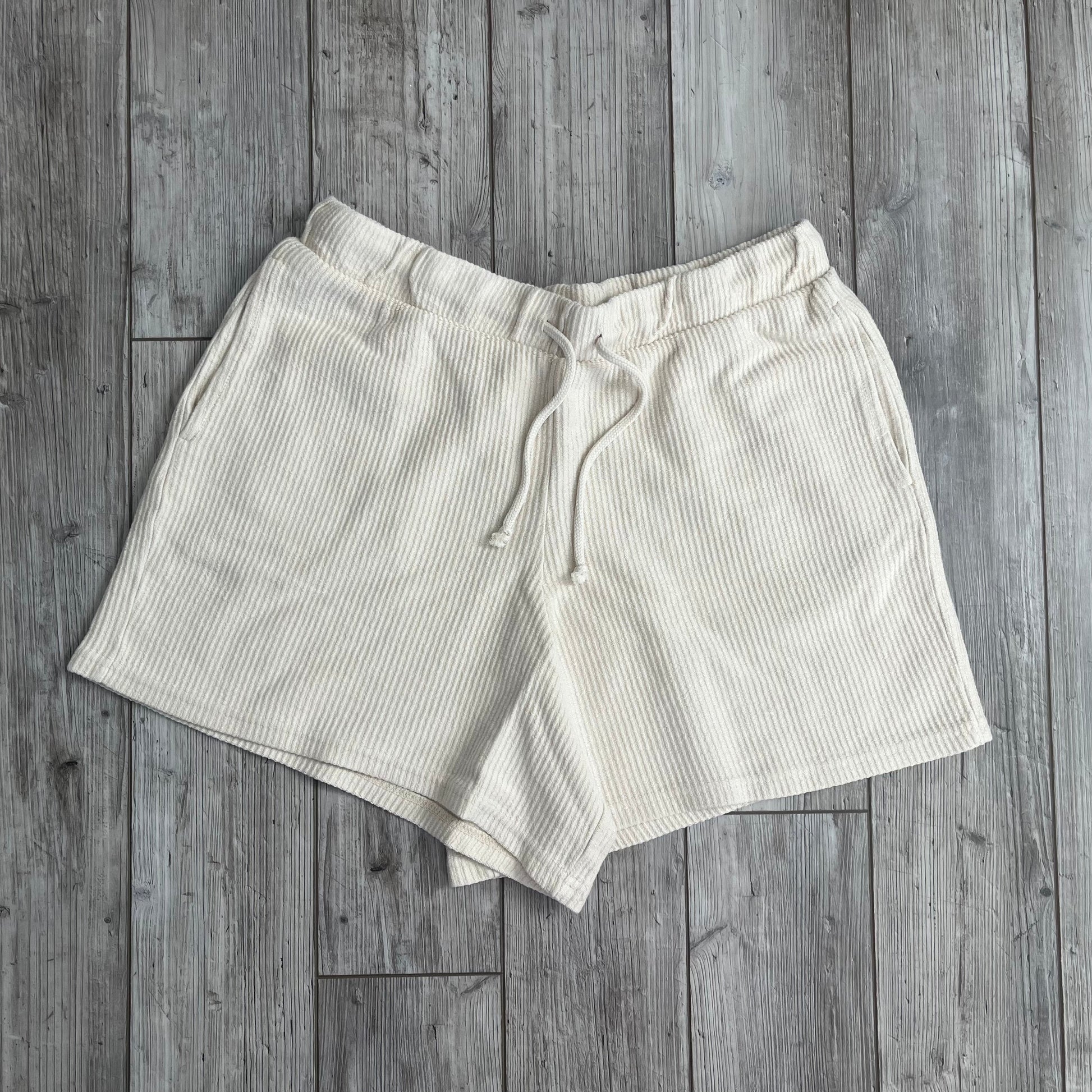 Moonbeam Corded Shorts Ivy + Cloth