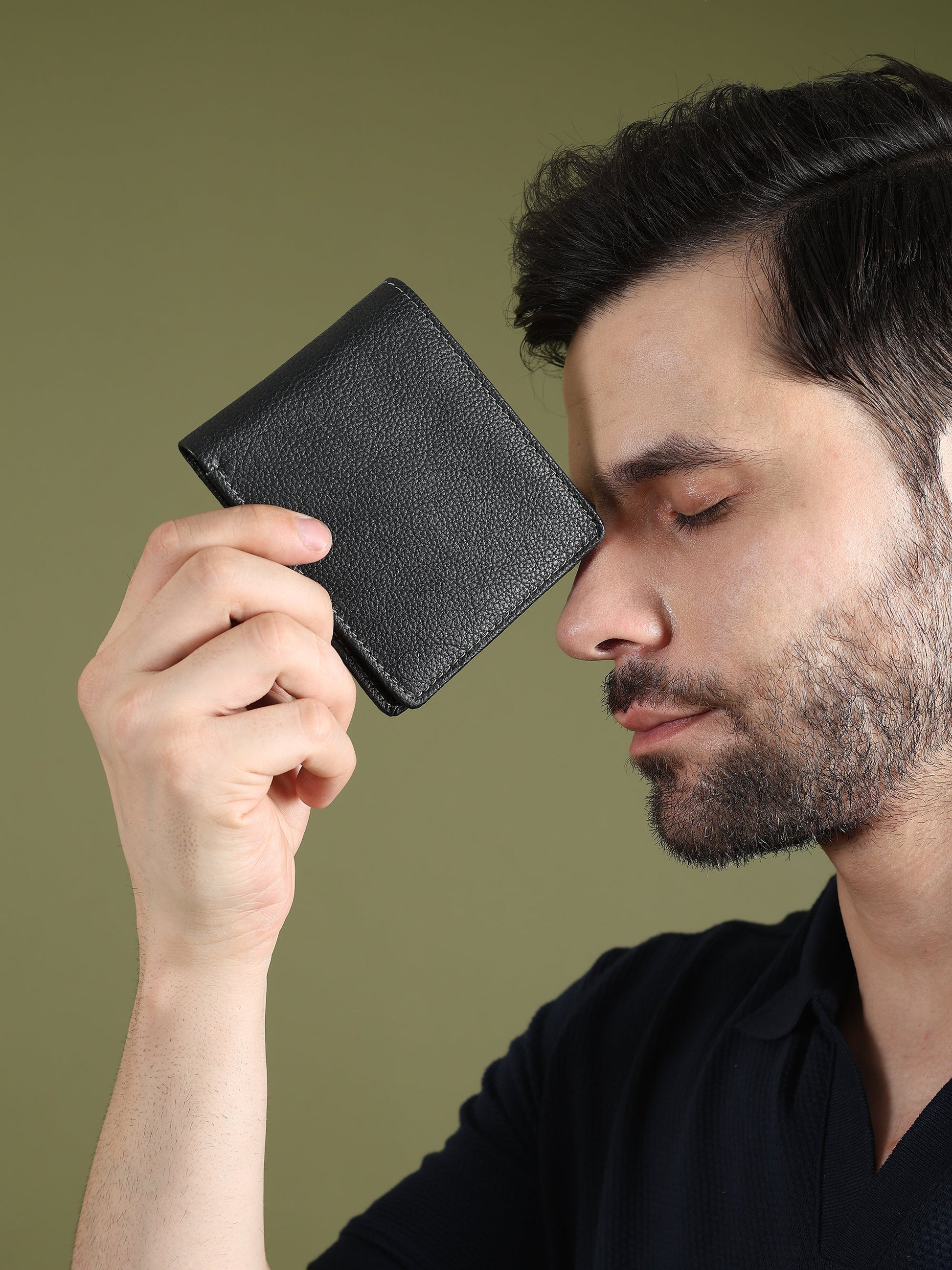 Black Textured Leather Mens Wallet Classy Leather Bags