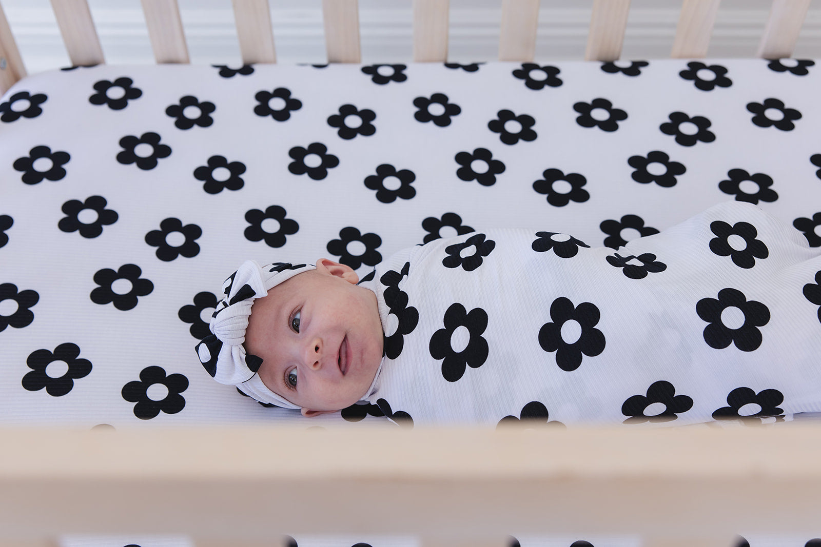 Presley (ribbed) - Swaddle Set Blush Lotus