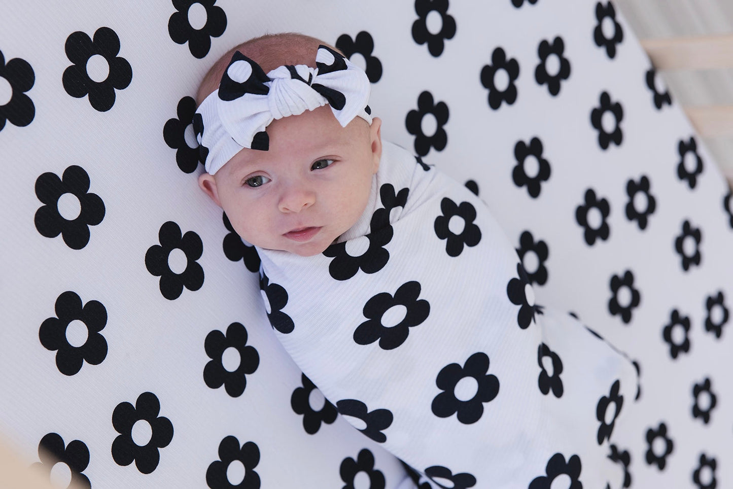 Presley (ribbed) - Swaddle Set Blush Lotus