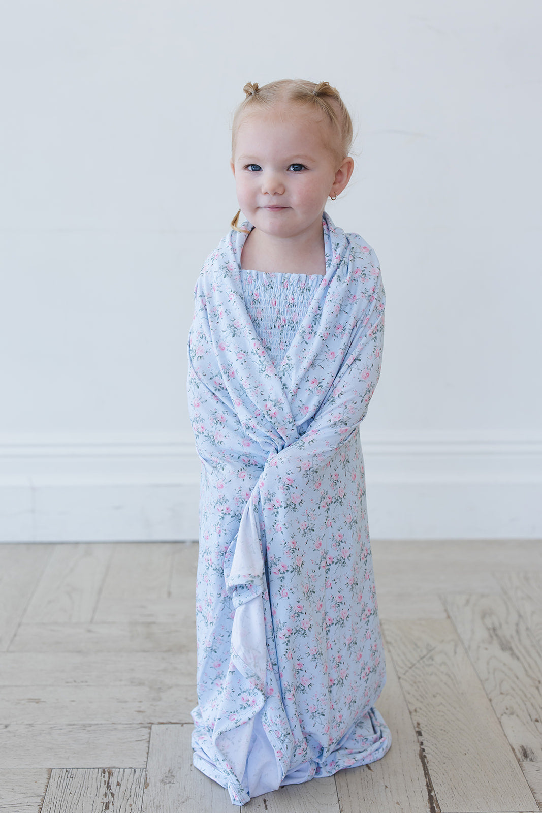 Eloise - Lightweight Blanket Blush Lotus