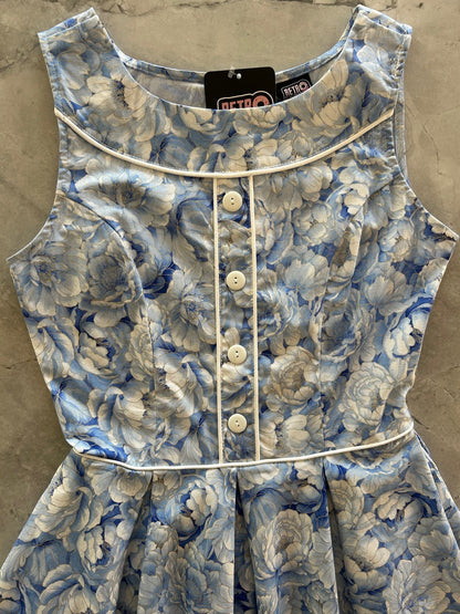 Elizabeth Dress in Sky Floral Retrolicious