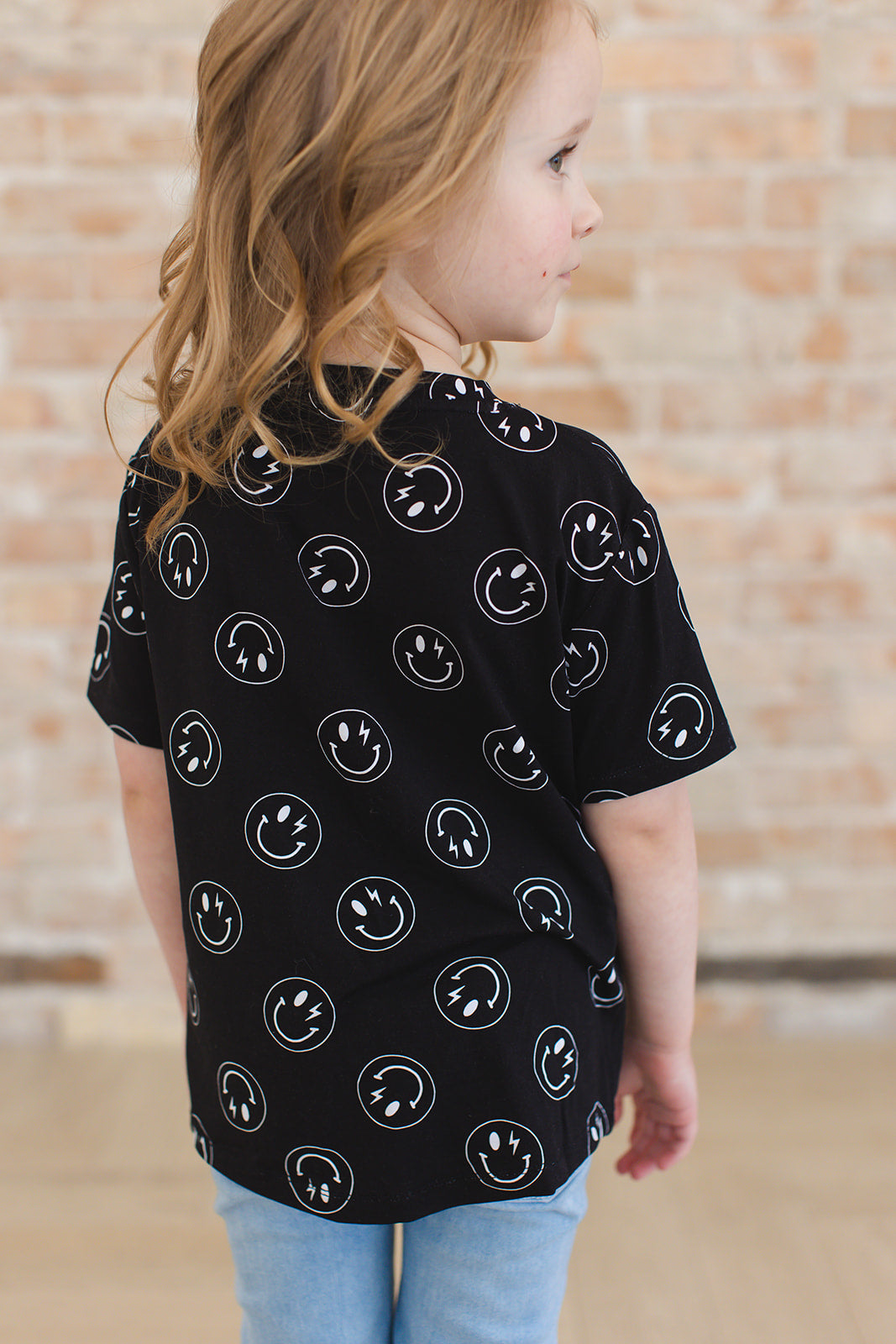 Travolta (black) - Everyday Tee Blush Lotus