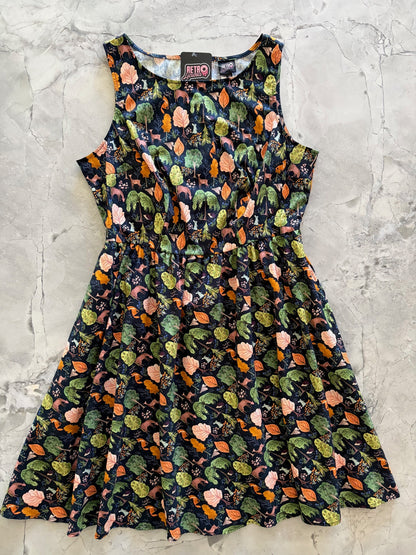 Woodland Vintage Dress in Navy Retrolicious