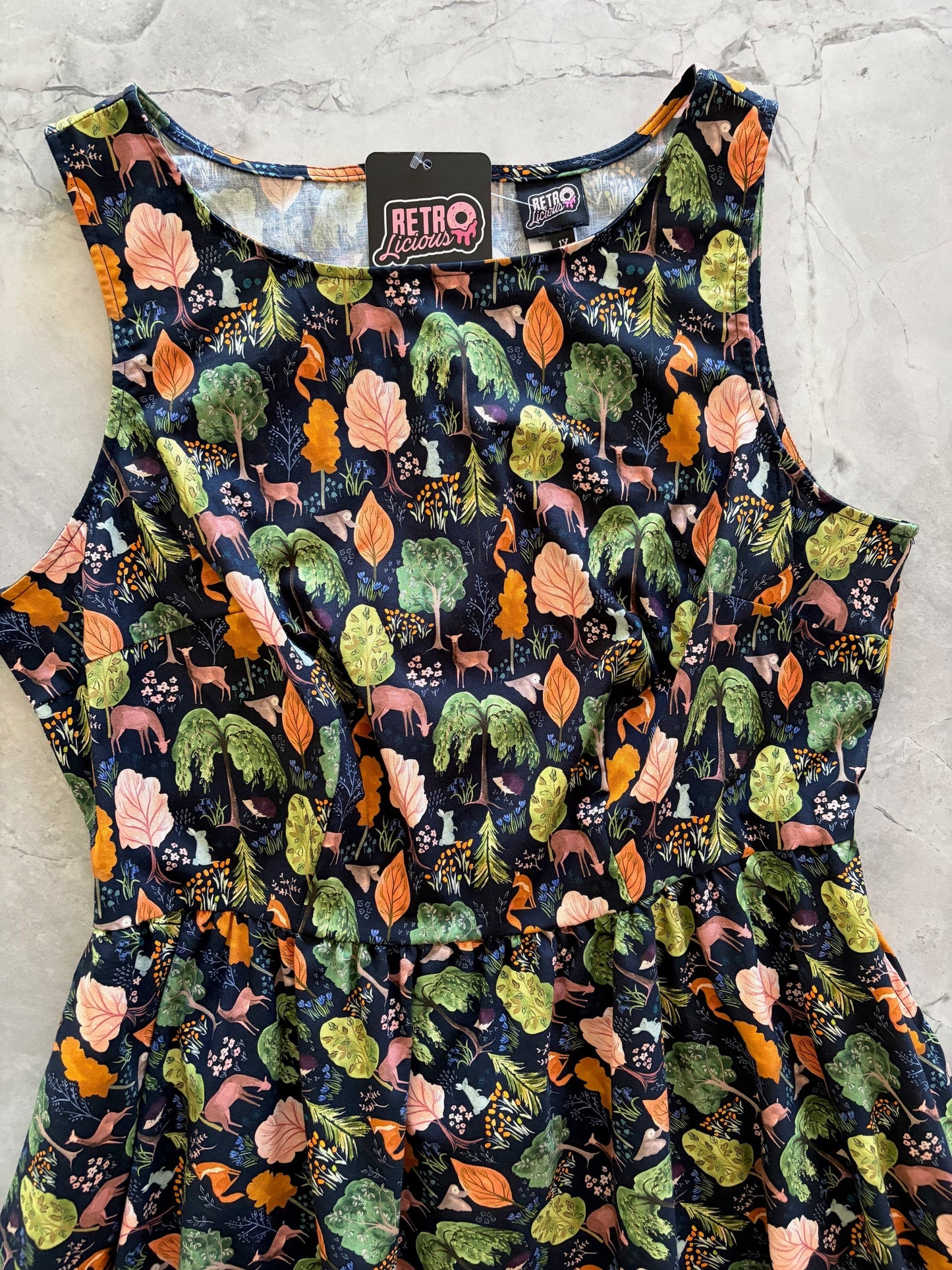 Woodland Vintage Dress in Navy Retrolicious