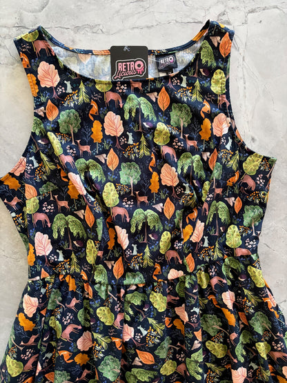 Woodland Vintage Dress in Navy Retrolicious