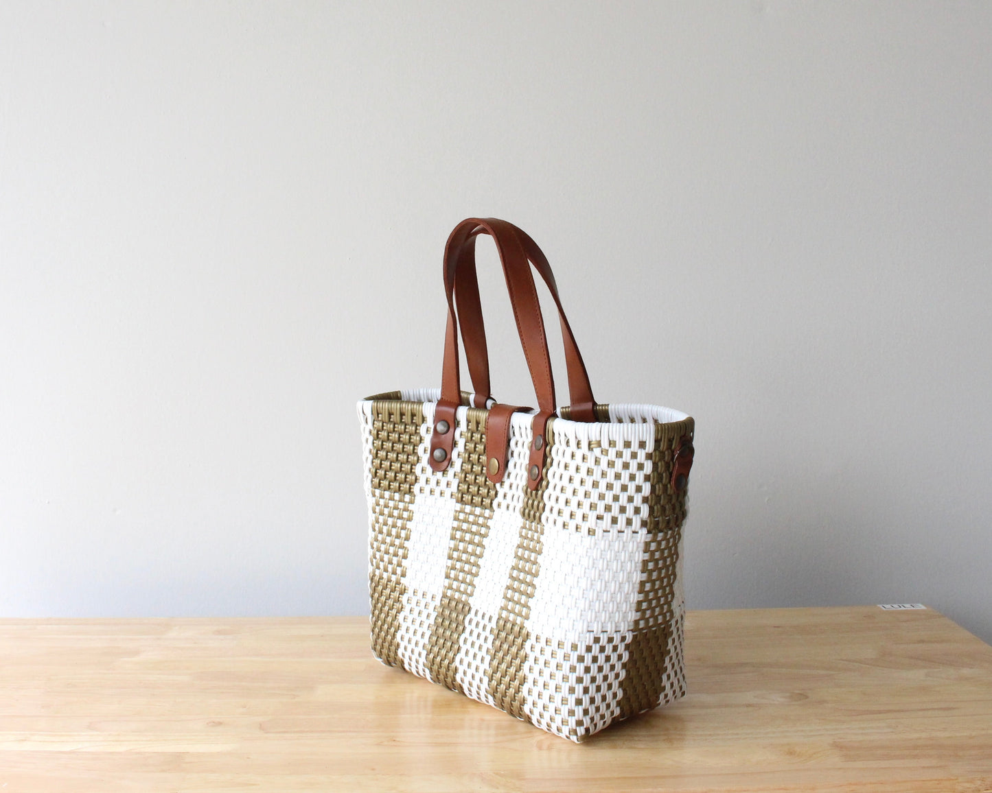 White & Gold Purse by MexiMexi MexiMexi