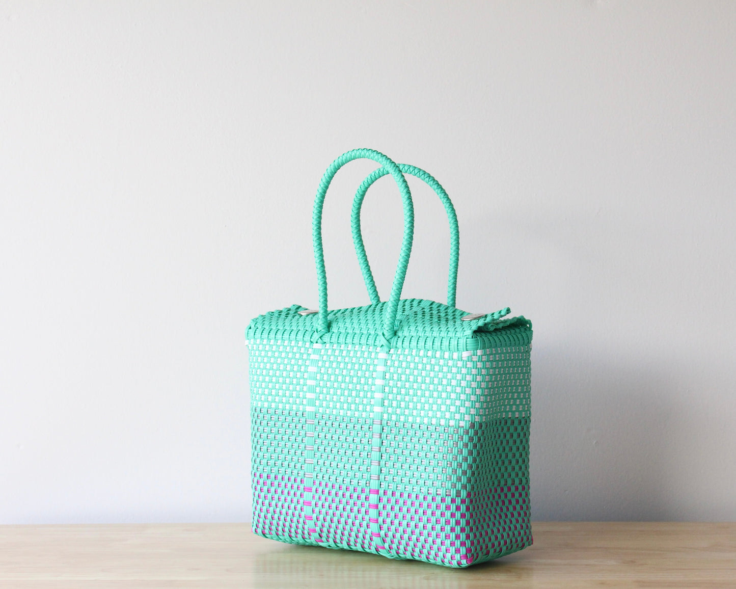 Medium Handwoven Handbag – Aqua, White & Fuchsia MexiMexi