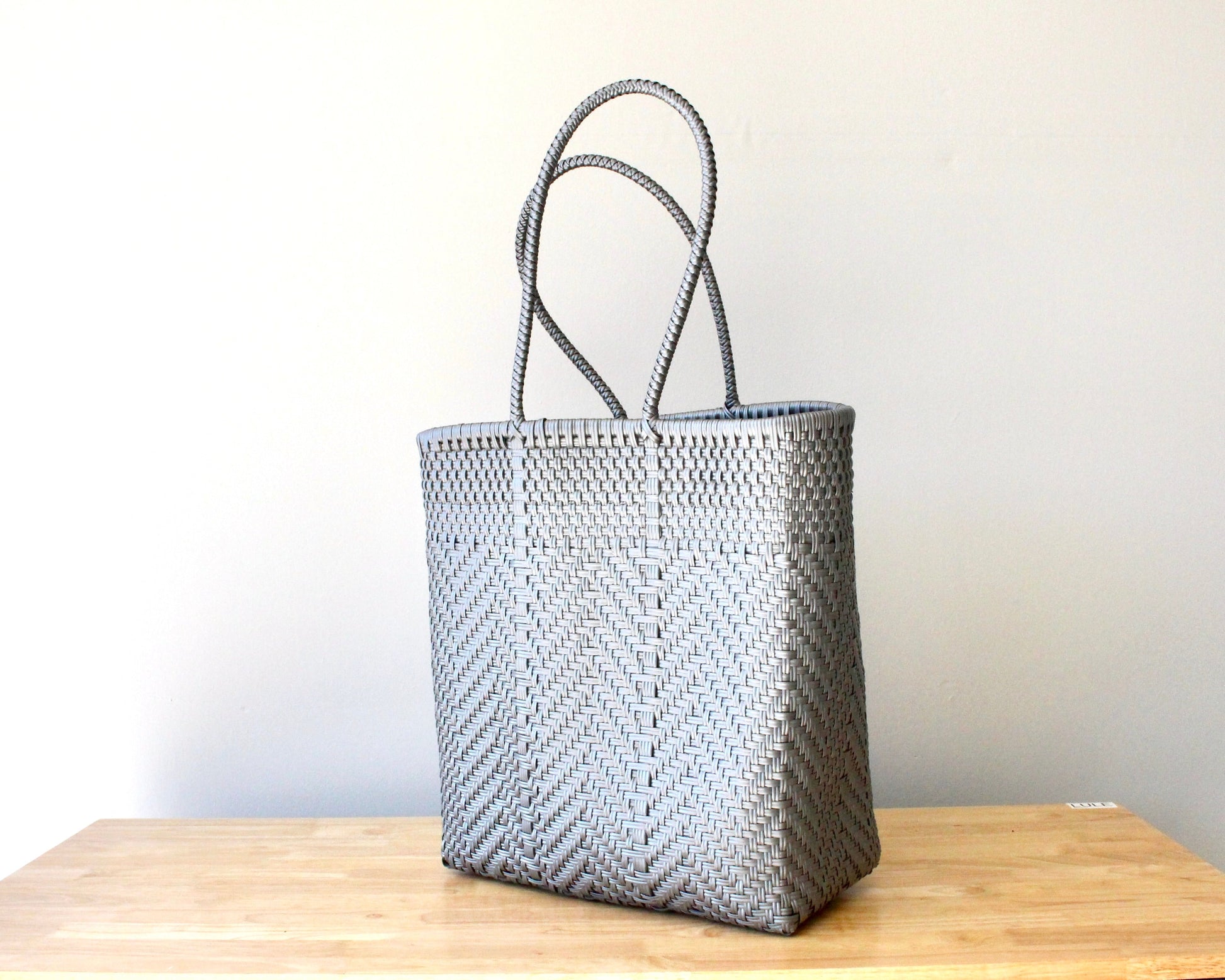 Silver Mexican Artisan Tote – by MexiMexi MexiMexi