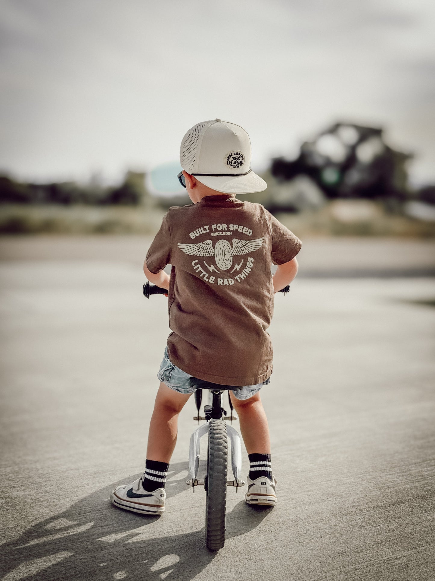 THE WINGED MECHANIC TEE - BROWN LITTLE RAD THINGS
