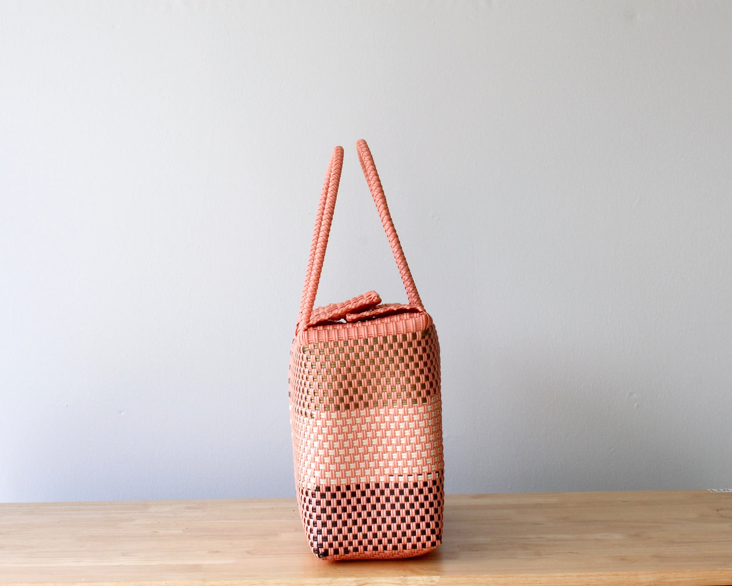 Cecilia Handwoven Handbag - Earthy Peach MexiMexi