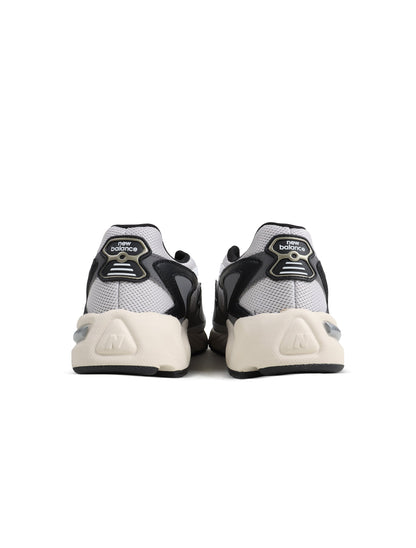 New Balance Mens 725 - Matter Black Denim Exchange