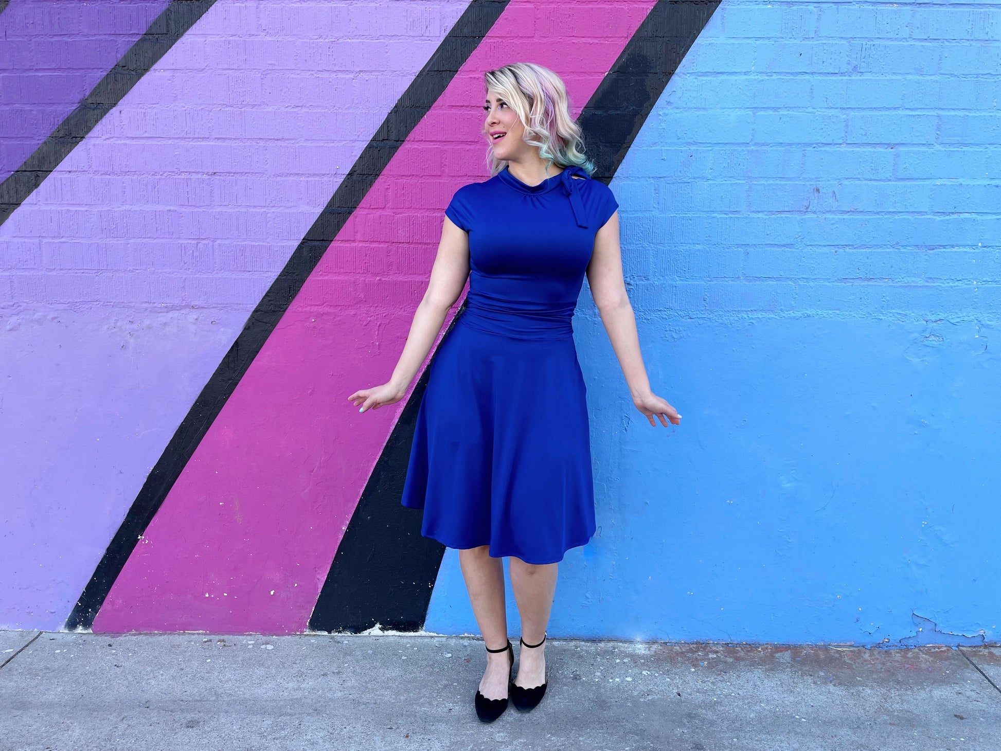Bombshell Dress in Royal Blue Retrolicious
