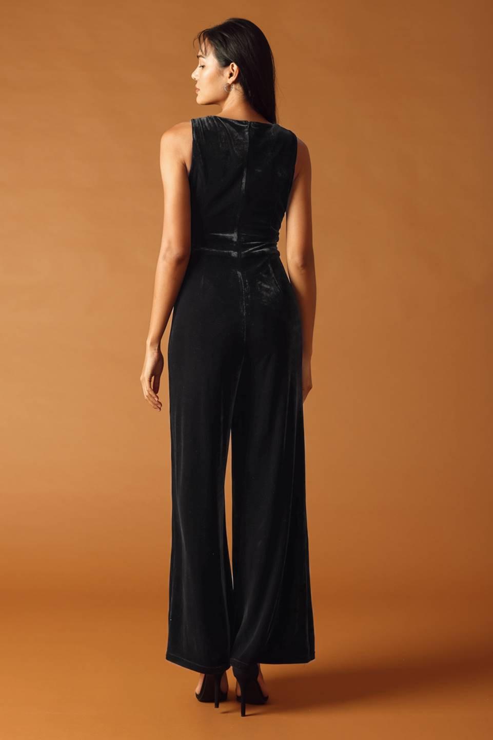 FINAL TOUCHES VELVET JUMPSUIT Flying Tomato
