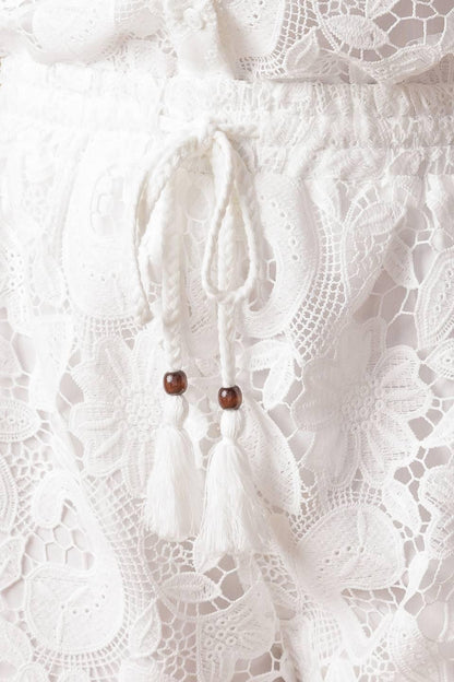 LIMITLESS TIME WOVEN SHORTS Flying Tomato