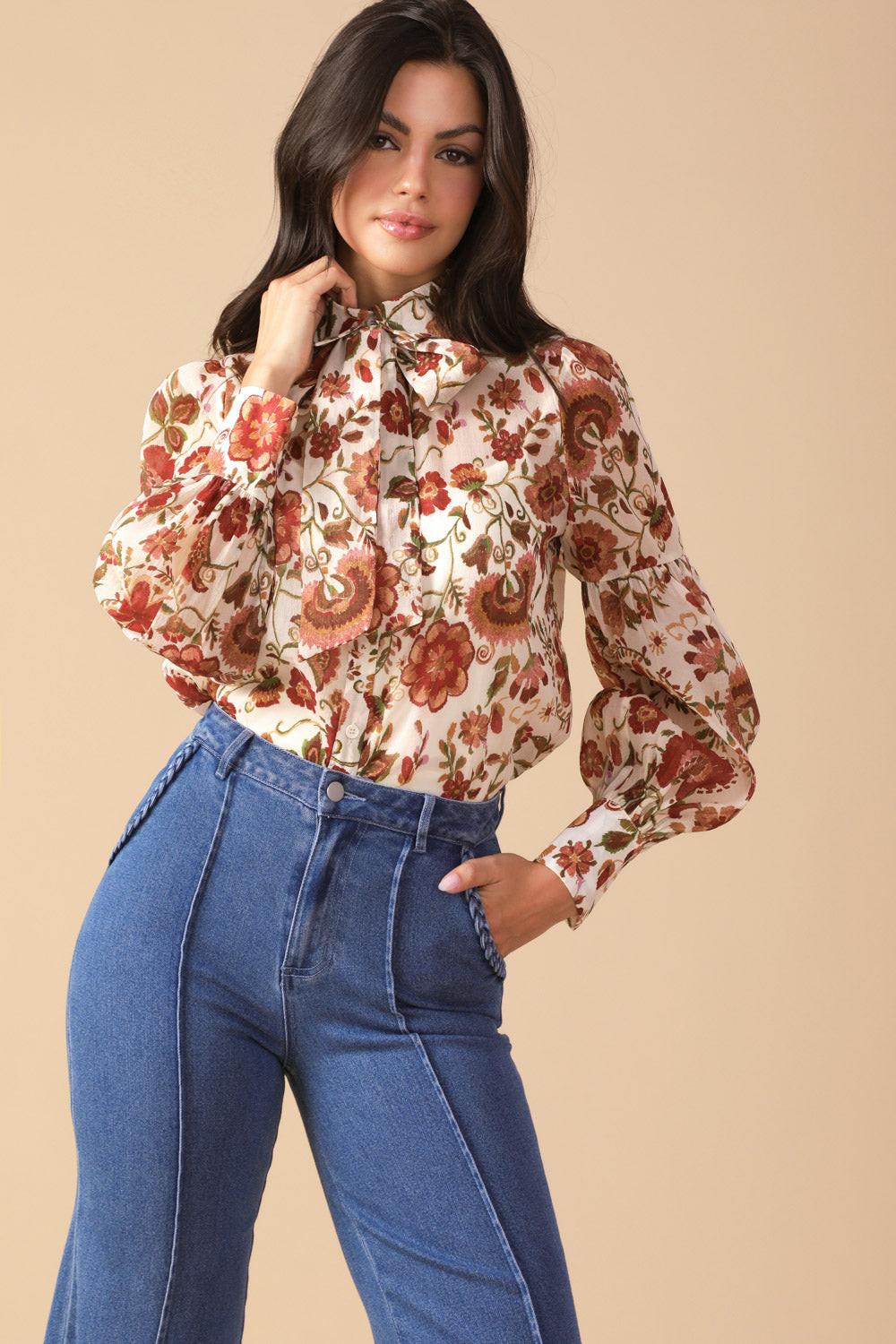 MEMORIES IN FOCUS WOVEN BLOUSE Flying Tomato