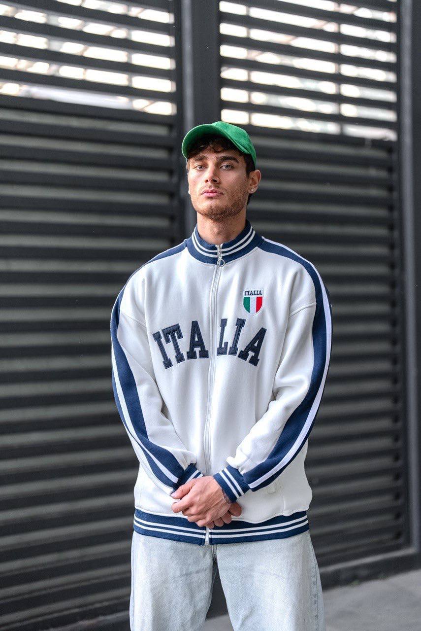 Italia Logo Oversized 3-Thread Fleece-Lined Compact Cardigan Withinblack