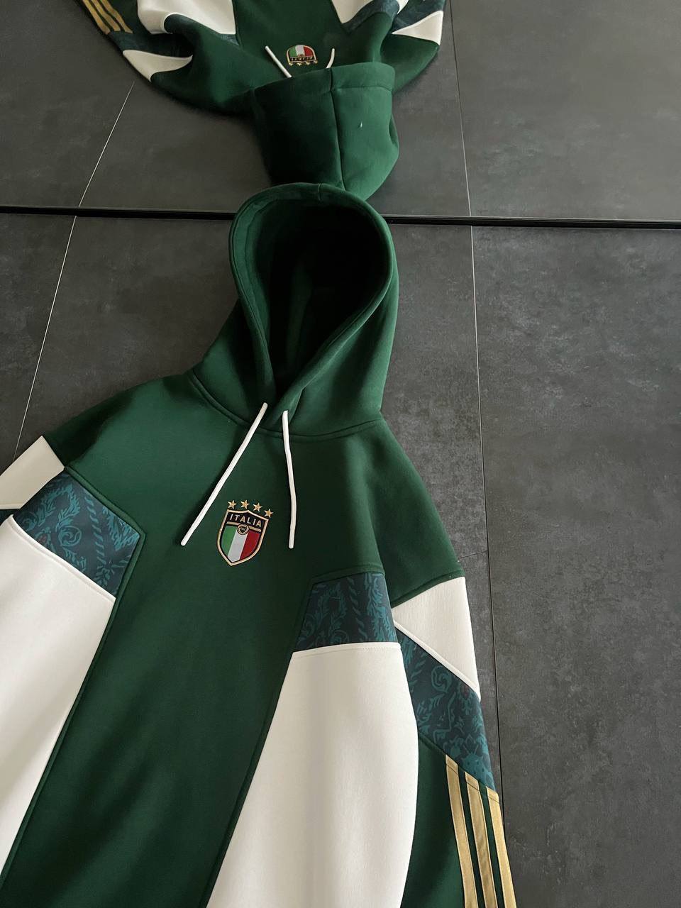 Italy Logo Green & White Oversized Hoodie - Stylish and Comfortable Sweatshirt Withinblack