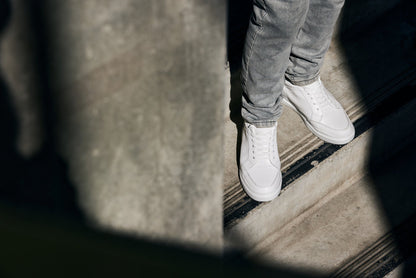 CALTO - J1561 - 2.6 Inches Taller (White/Grey) Tallmenshoes.com