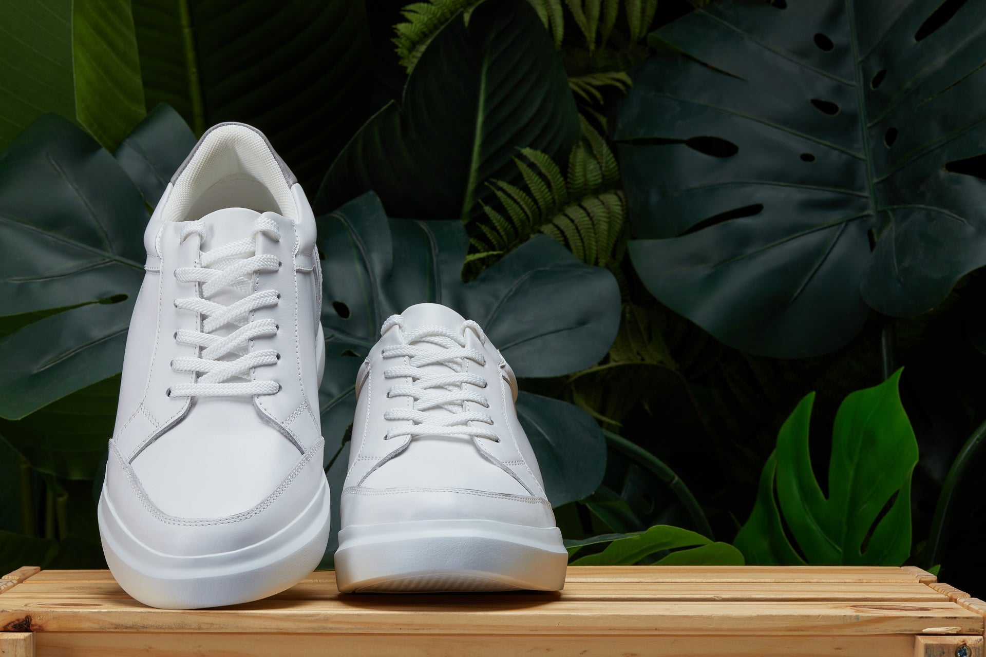 CALTO - J1561 - 2.6 Inches Taller (White/Grey) Tallmenshoes.com