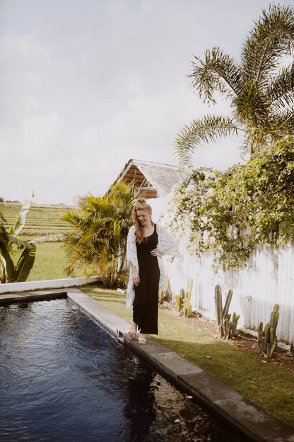 Monstera Kimono Village Thrive