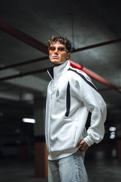 Juventus Logo Oversized Zip-Up Sweatshirt - Stylish and Comfortable Fanwear Withinblack