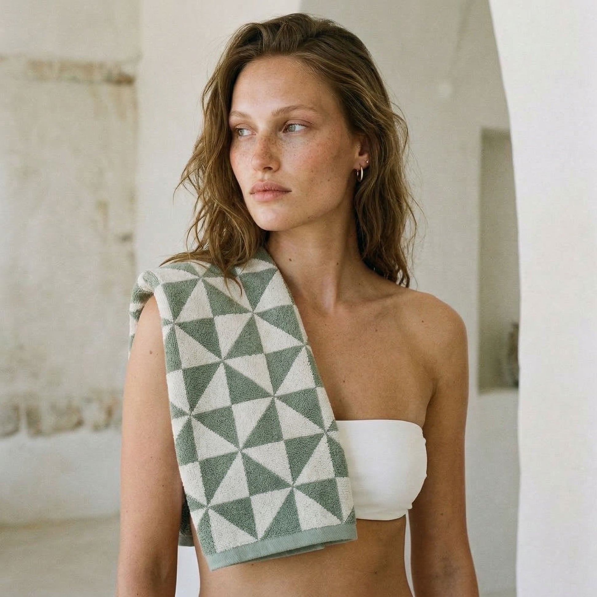 Umbra Beach Towel Italic