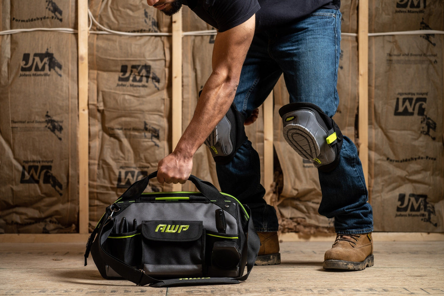 AWP L-22380-4 Gel Stabilizer Knee Pads VM Hardware