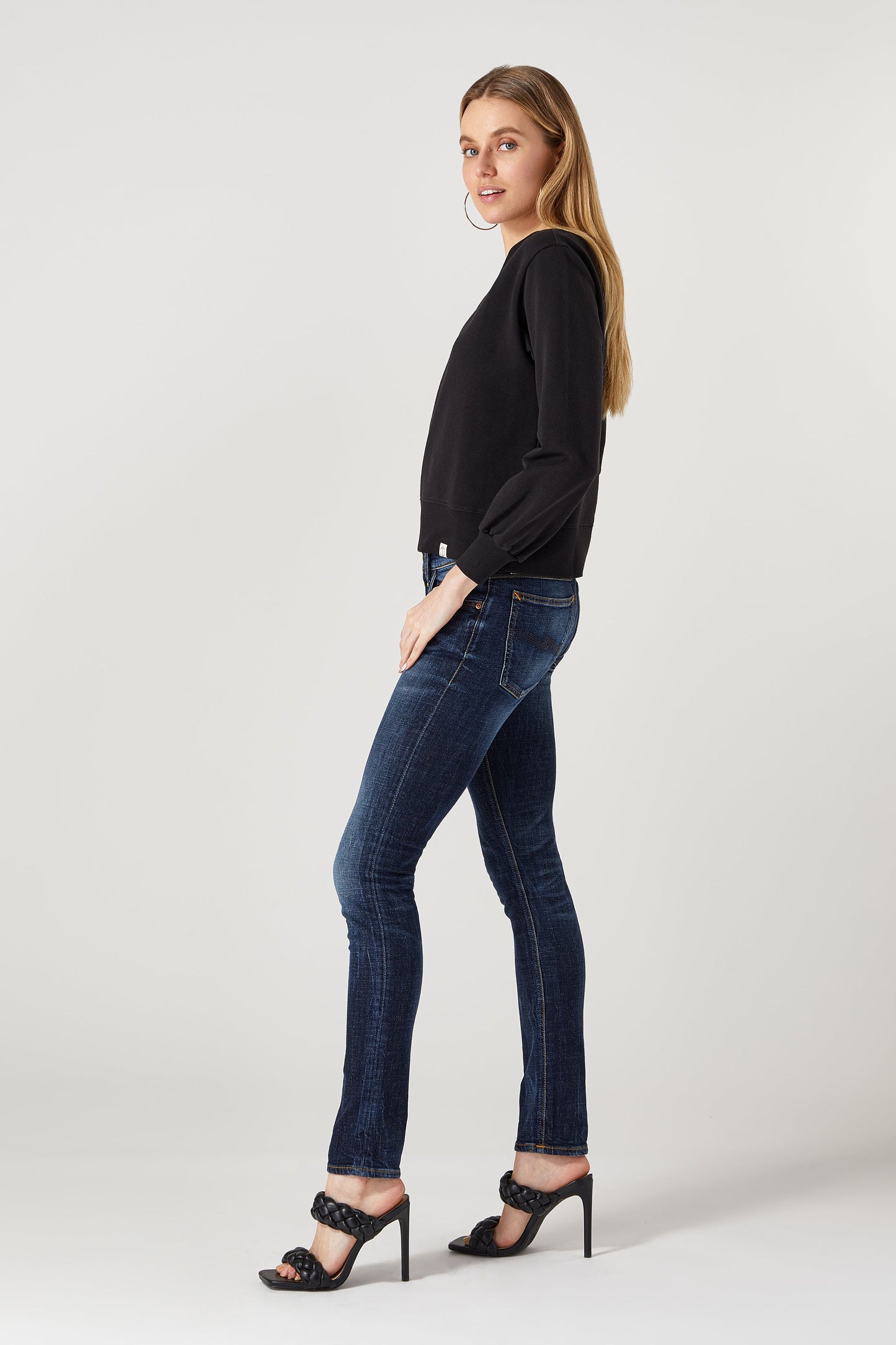Fiona V-Neck Sweatshirt LOVETRUST