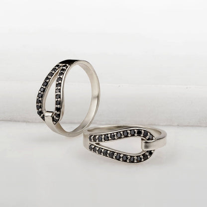 Levade - Black Moissanite Equestrian Horseshoe Ring in Silver Urban-Equestrian