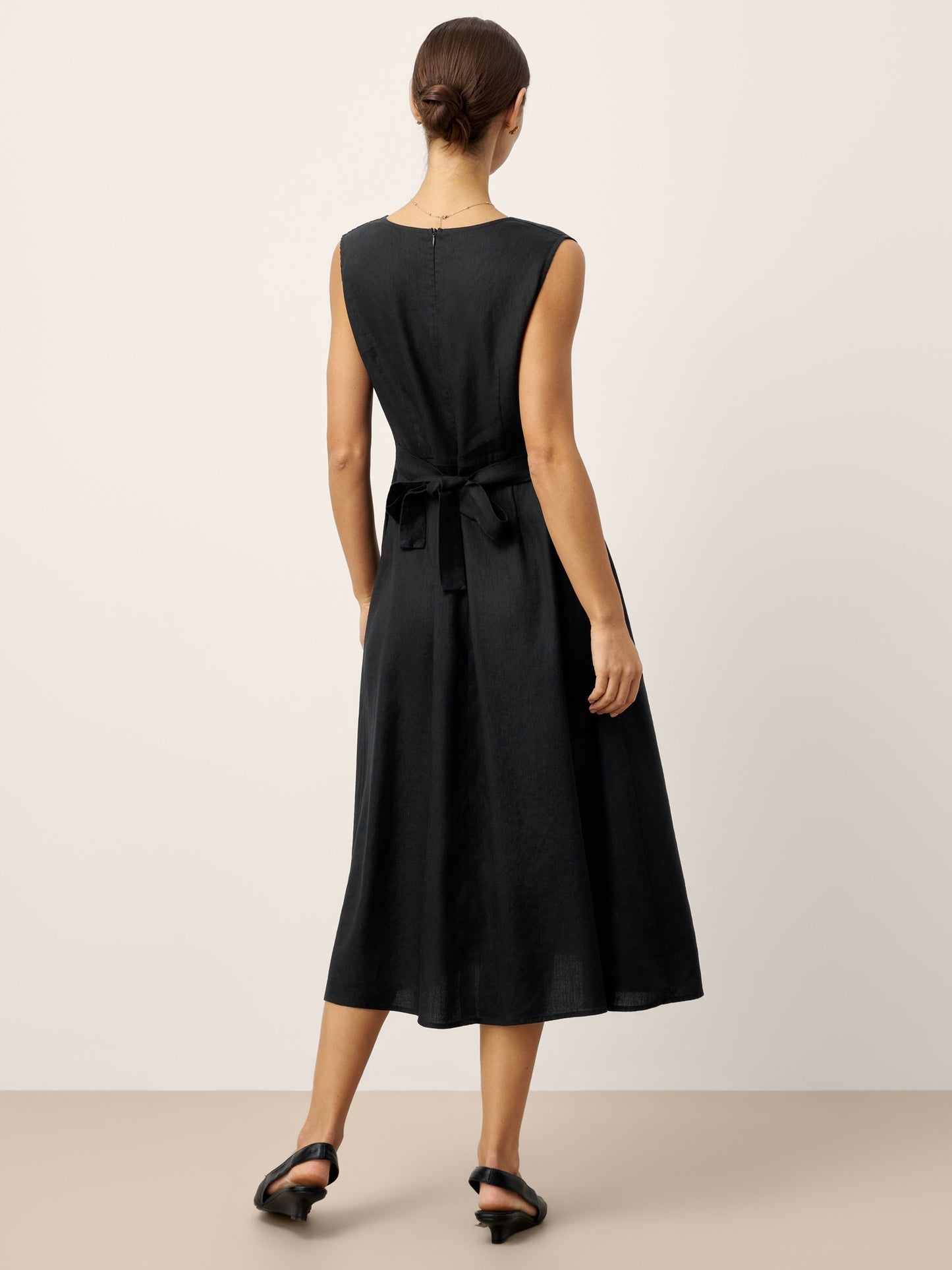 Linen-Lyocell V-Neck Sleeveless Maxi Dress WILLOW LINTICO