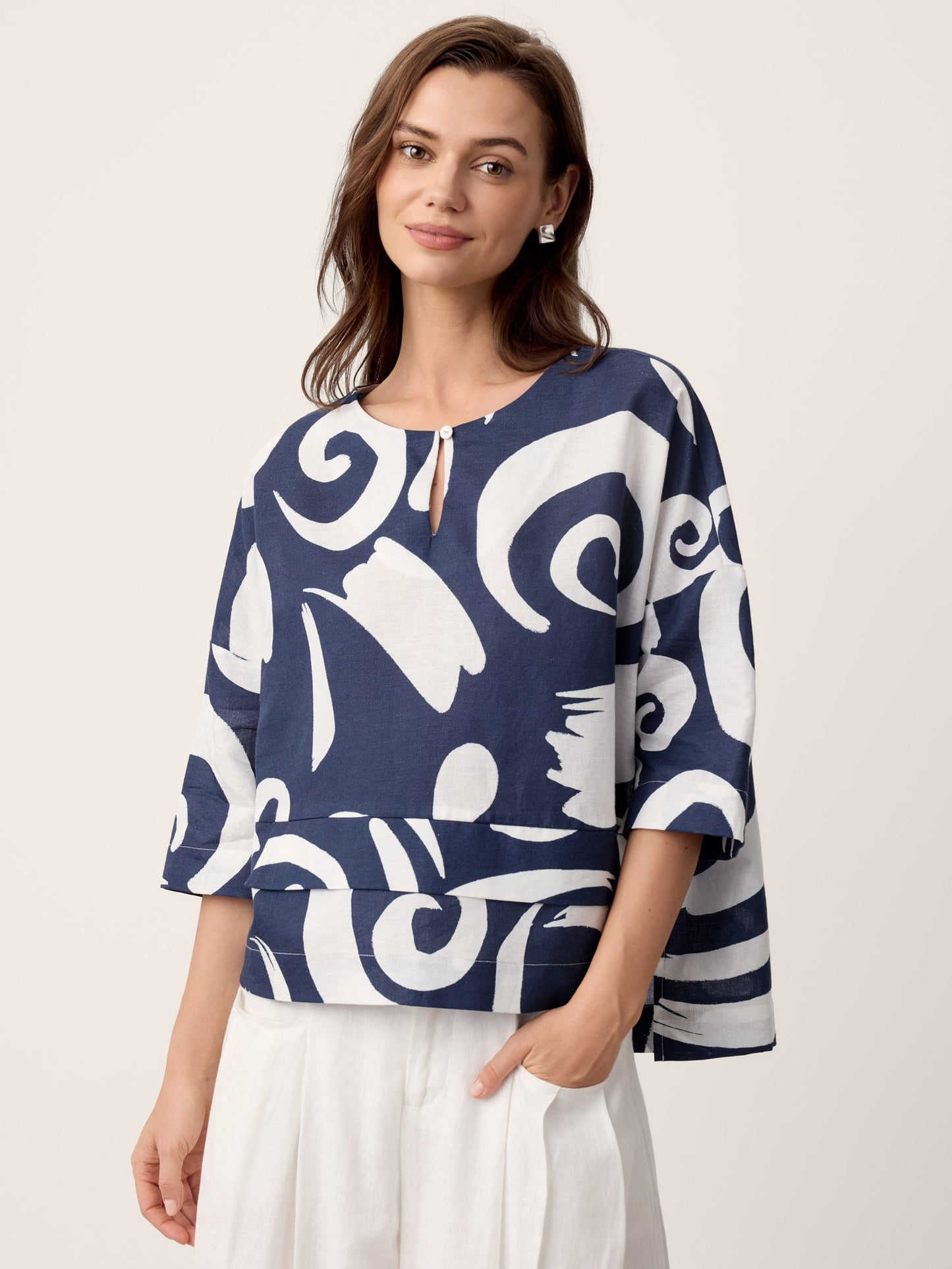 Linen Layered Asymmetric Top NOREEN LINTICO