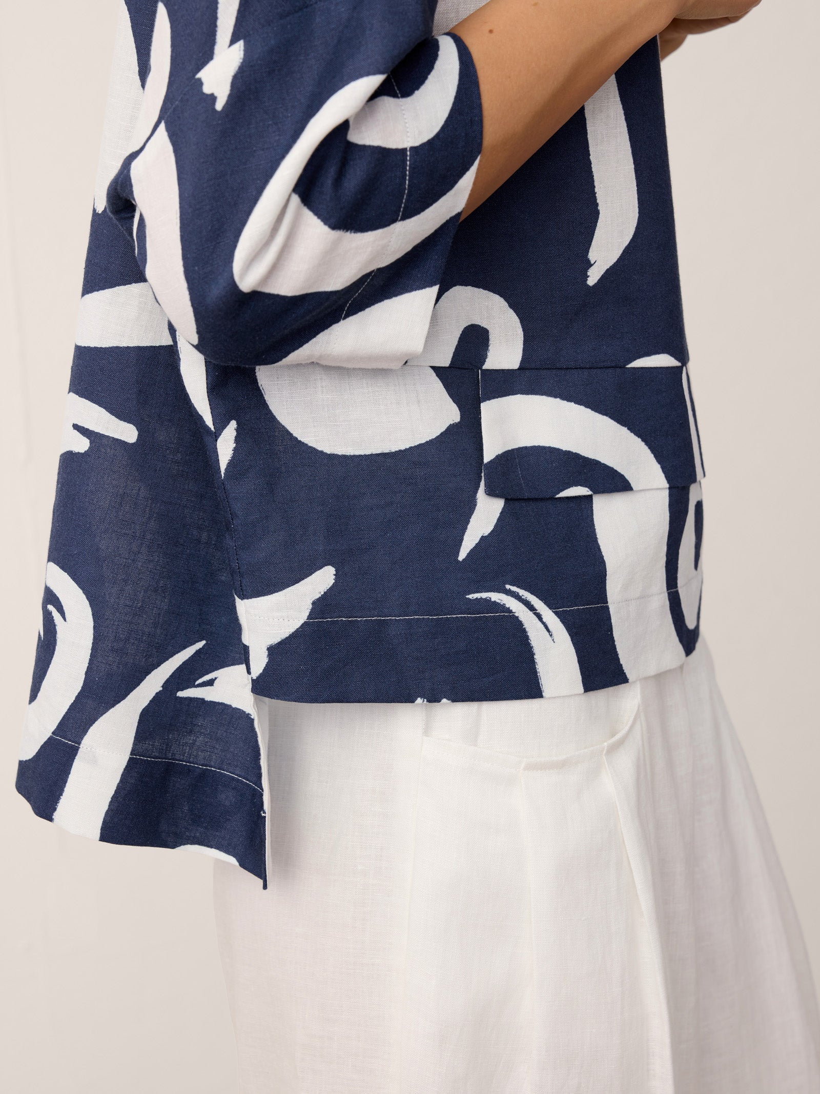 Linen Layered Asymmetric Top NOREEN LINTICO