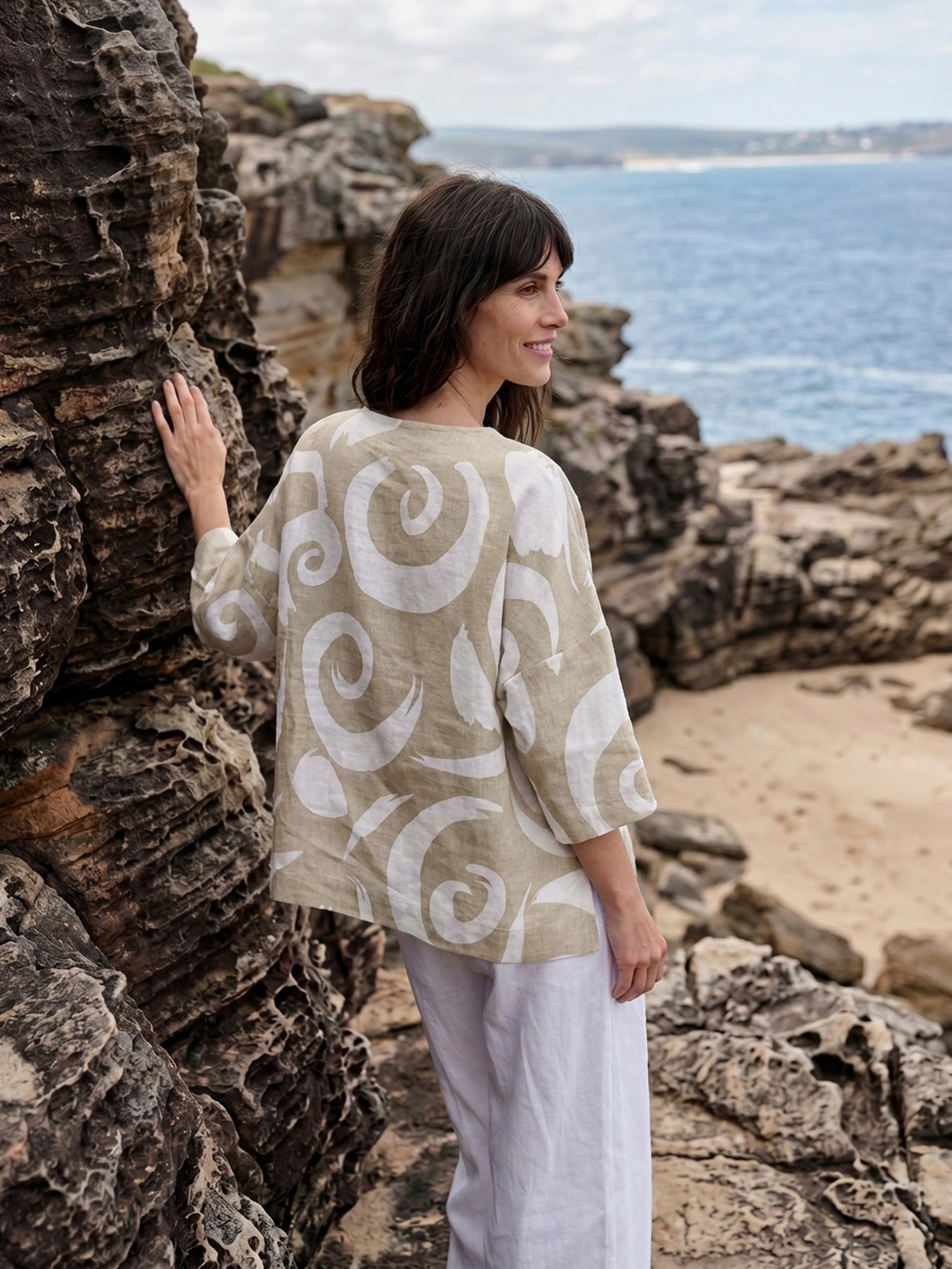 Linen Layered Asymmetric Top NOREEN LINTICO
