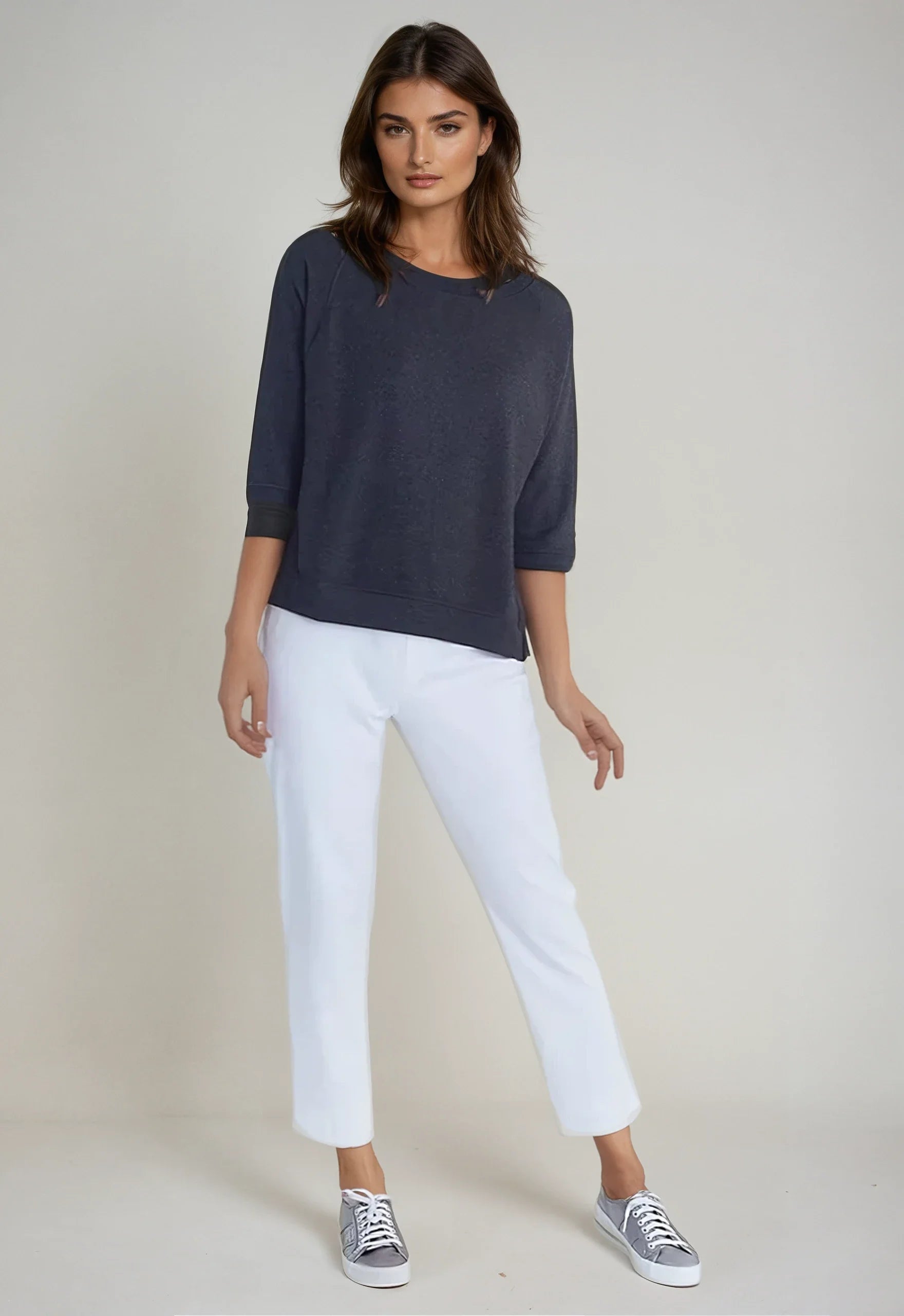 Lounger Crew Sweatshirt Buki