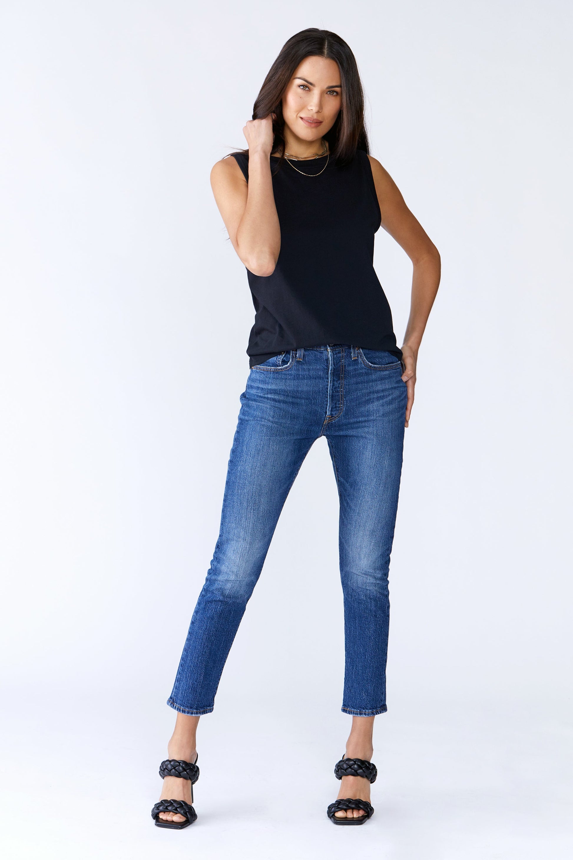 Nina Muscle Tee LOVETRUST