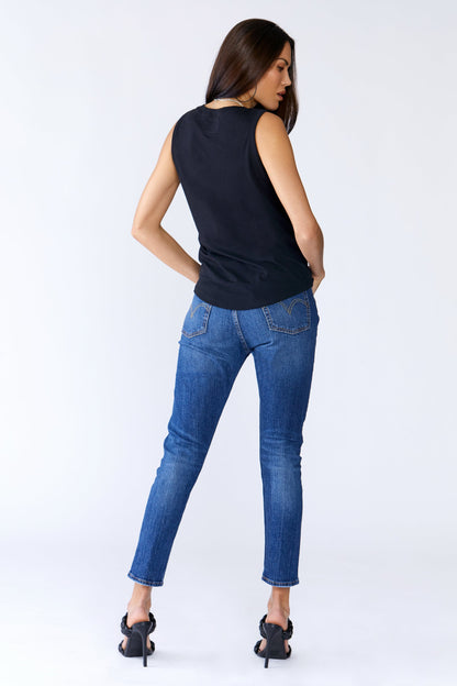 Nina Muscle Tee LOVETRUST